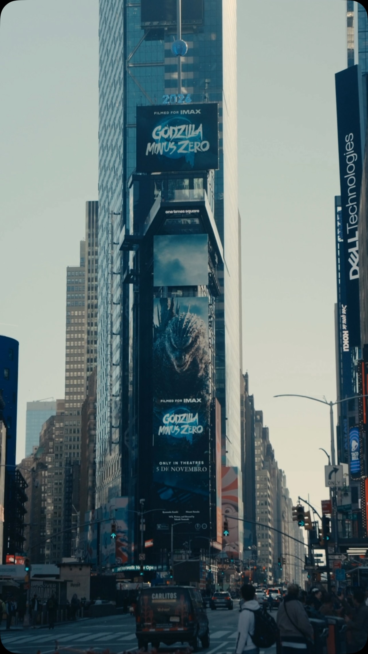 O Rei dos Monstros tomou a Times Square! E está chegando nos cinemas brasileiros!…